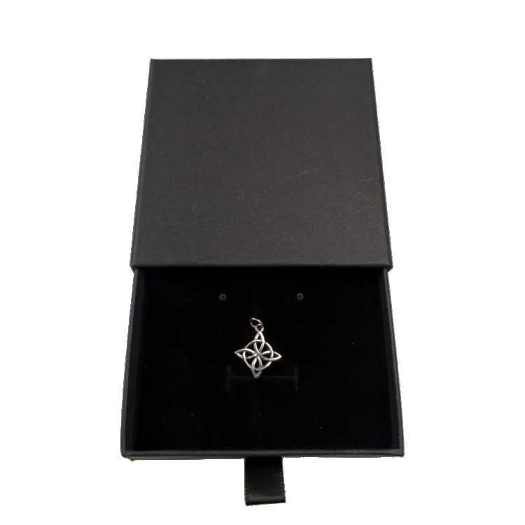  Nudo de Bruja de Plata